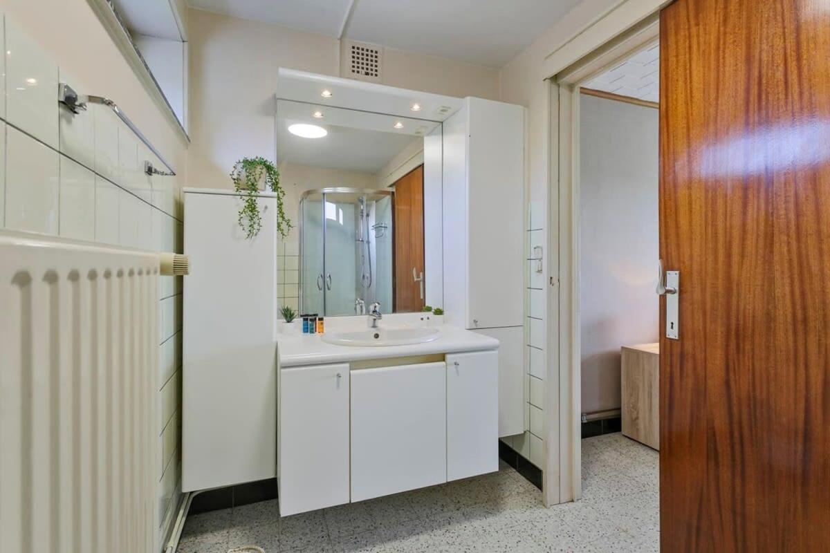 Huswell - Bungalow With Garden At 5 Minutes From The Beach Βίλα De Haan Εξωτερικό φωτογραφία